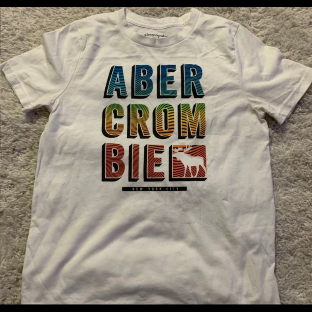 Kids T-Shirt .. size 13/14